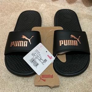 Puma slides size 8